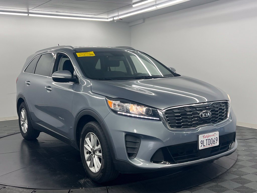 Used 2020 Kia Sorento LX w/ LX I4 Convenience Package FWD image 3