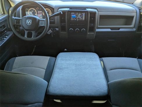 Used 2012 RAM 3500 ST w/ Chrome Appearance Group image 18