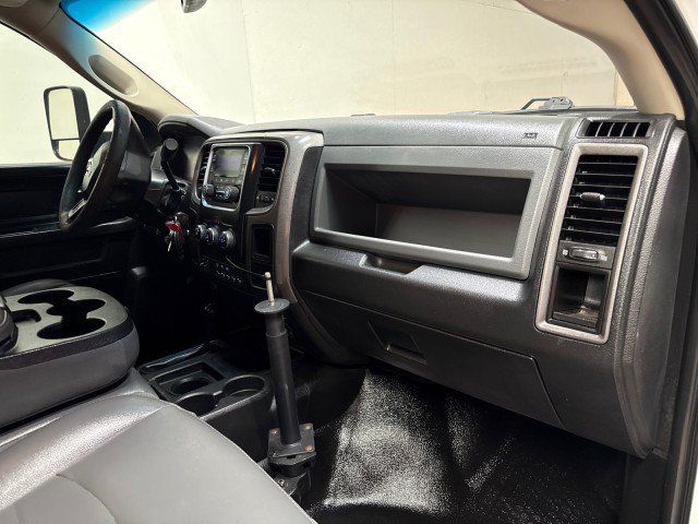 Used 2018 RAM 3500 Tradesman w/ Chrome Appearance Group AWD/4WD image 23