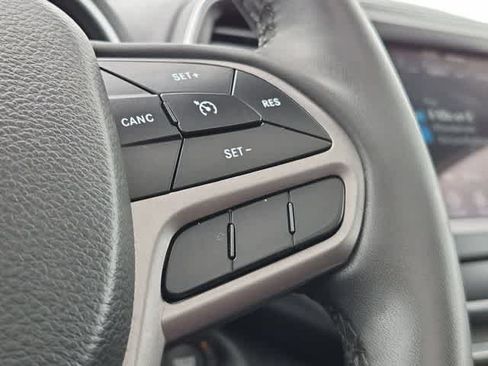 Used 2022 Jeep Cherokee Latitude Lux w/ Sun & Sound Group AWD/4WD image 26