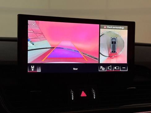 Used 2023 Audi SQ5 Prestige w/ Prestige Package image 33