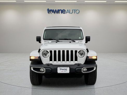 Used 2021 Jeep Wrangler Unlimited Sahara w/ Cold Weather Group image 8