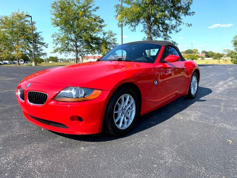 Used 2004 BMW Z4 2.5i image 2