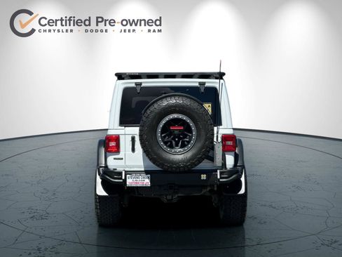 Used 2022 Jeep Wrangler Unlimited Rubicon w/ LED Lighting Group AWD/4WD image 5