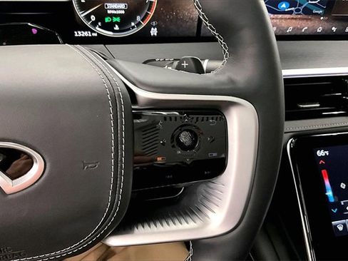 Used 2025 INFINITI QX80 Sensory w/ Exterior Package image 26