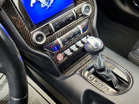 Used 2021 Ford Mustang Premium image 17