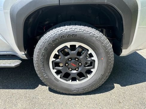 New 2026 Toyota 4Runner TRD Off-Road Premium AWD/4WD image 13