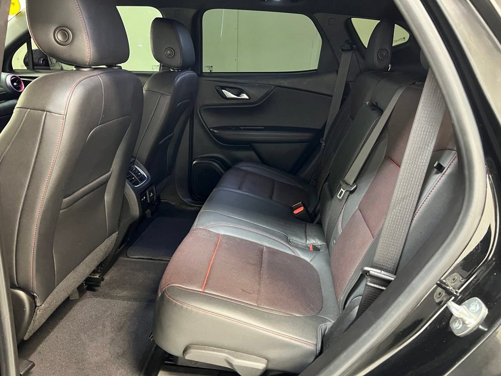 Used 2021 Chevrolet Blazer RS FWD image 28