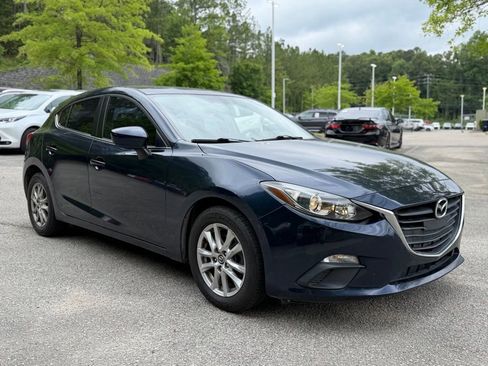 Used 2016 MAZDA MAZDA3 i Sport w/ Preferred Equipment Package FWD image 4