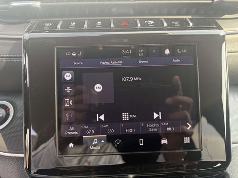 New 2026 Jeep Grand Cherokee L 2WD image 17