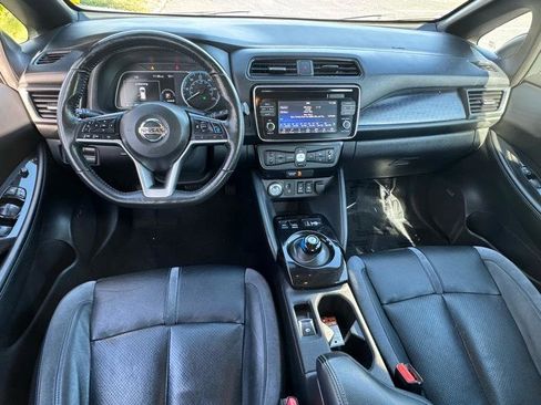 Used 2019 Nissan Leaf SL w/ SL Technology Package FWD image 10