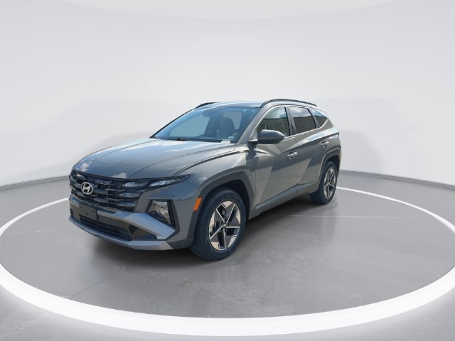 Certified 2025 Hyundai Tucson SEL AWD/4WD image 4