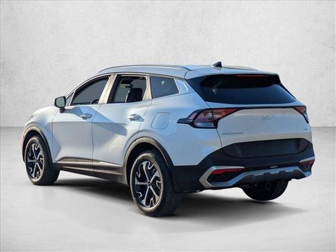 Used 2023 Kia Sportage EX AWD/4WD image 4