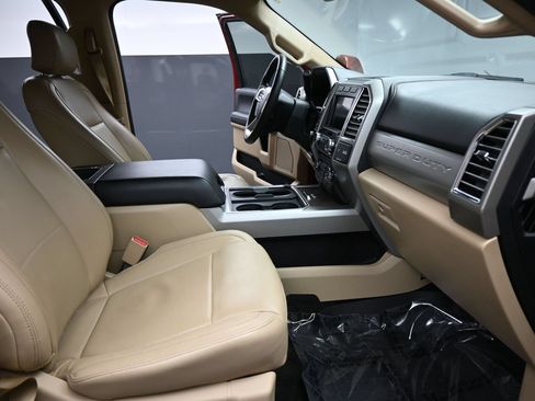 Used 2017 Ford F250 Lariat w/ Lariat Ultimate Package AWD/4WD image 19