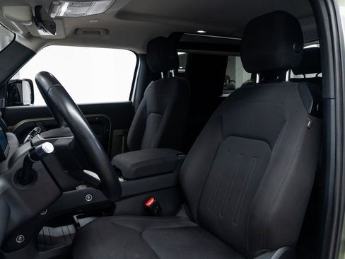 Used 2022 Land Rover Defender 90 image 14