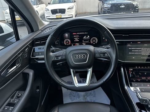 Used 2022 Audi Q7 3.0T Premium Plus w/ Premium Plus Package AWD/4WD image 14