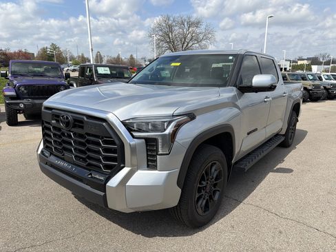 Used 2023 Toyota Tundra Limited w/ TRD Off-Road Package image 4