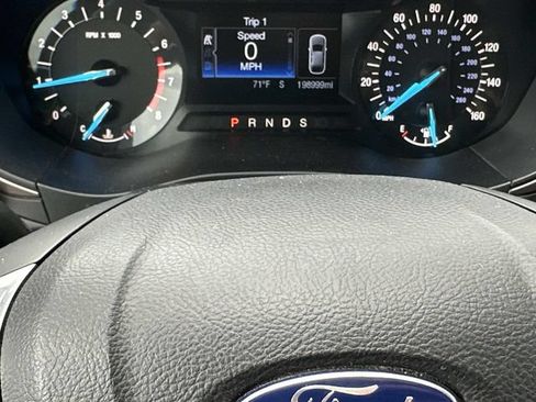 Used 2017 Ford Fusion SE AWD/4WD image 23