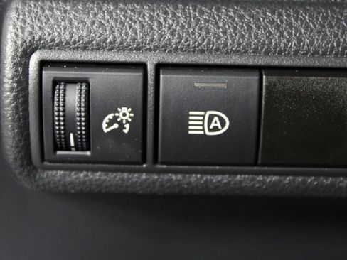 Used 2021 Toyota Corolla SE FWD image 21