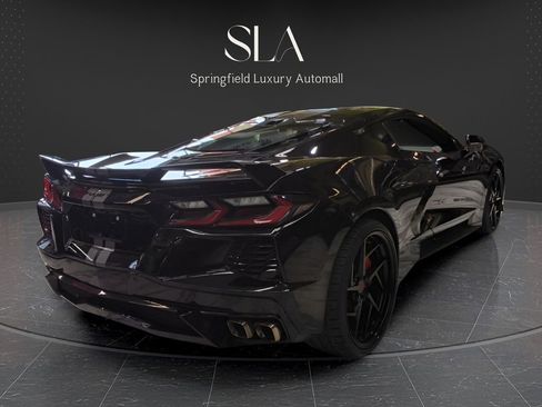 Used 2021 Chevrolet Corvette Stingray Preferred Cpe w/ Z51 Performance Package image 2