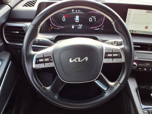 Used 2024 Kia Telluride LX image 20