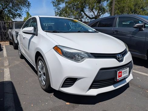 Used 2014 Toyota Corolla LE FWD image 6