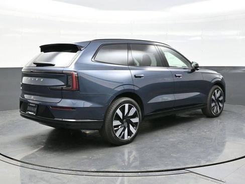 New 2025 Volvo EX90 Ultra w/ Protection Package Premier image 7