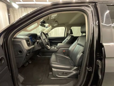 Used 2024 Ford Expedition Max XLT AWD/4WD image 10
