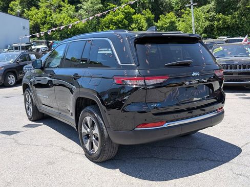 Used 2023 Jeep Grand Cherokee 4WD 4xe image 10