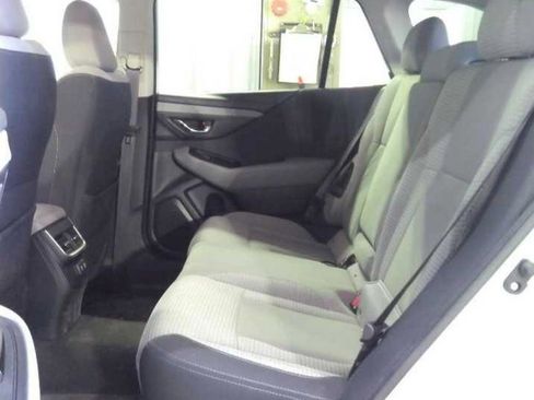 Used 2022 Subaru Outback Premium AWD/4WD image 10