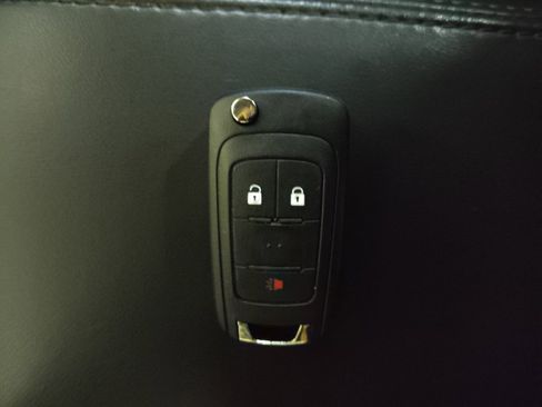 Used 2016 GMC Terrain SLE w/ Driver Alert Package I AWD/4WD image 32