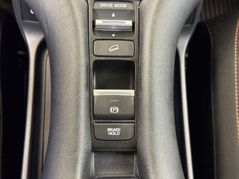 Used 2023 Honda HR-V Sport image 30