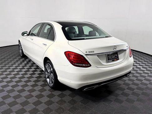 Used 2017 Mercedes-Benz C 300 4MATIC Sedan image 5