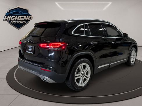 Used 2021 Mercedes-Benz GLA 250 4MATIC w/ Premium Package image 6
