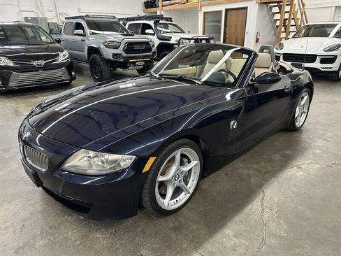 Used 2006 BMW Z4 3.0si RWD image 6