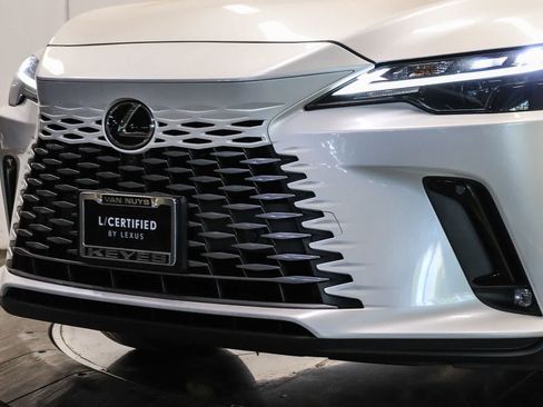 Used 2024 Lexus RX 350 Premium w/ Accessory Package (Z1) FWD image 8