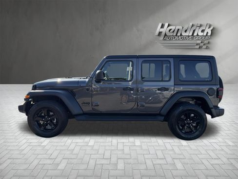 Used 2022 Jeep Wrangler Unlimited Sport AWD/4WD image 6
