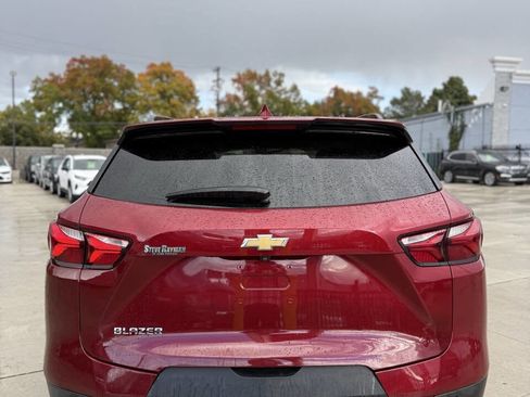 Used 2019 Chevrolet Blazer LT FWD image 5