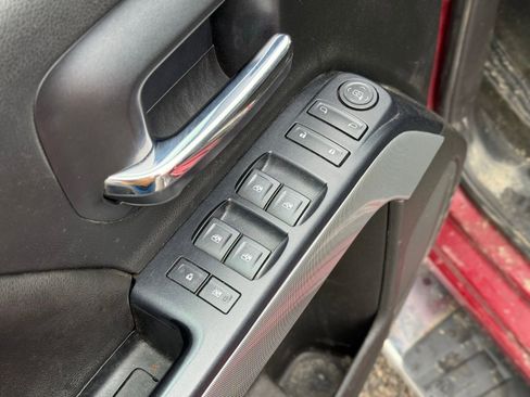 Used 2018 Chevrolet Silverado 1500 LT w/ All Star Edition image 13