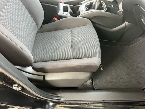 Used 2019 Nissan Rogue Sport FWD image 12