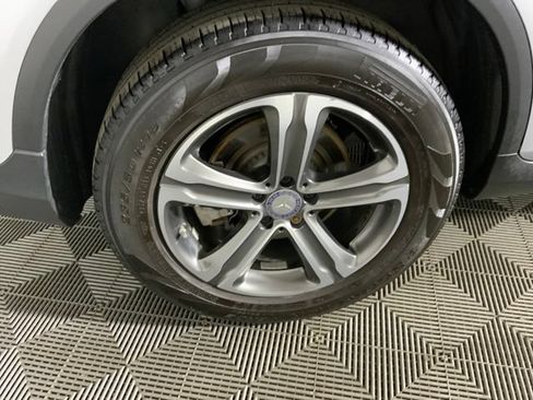 Used 2016 Mercedes-Benz GLC 300 4MATIC image 12