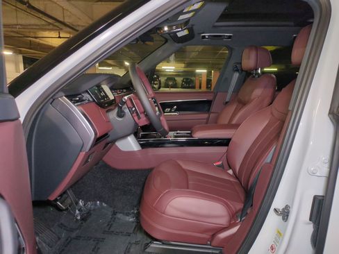 New 2026 Land Rover Range Rover SE AWD/4WD image 15