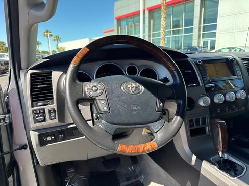 Used 2011 Toyota Tundra Limited w/ Platinum Pkg RWD image 14