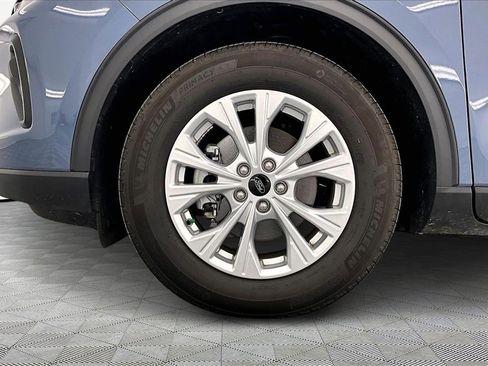 Used 2025 Ford Escape Active w/ Cold Weather Package image 9