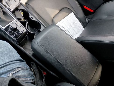 Used 2025 Kia Sportage EX image 27