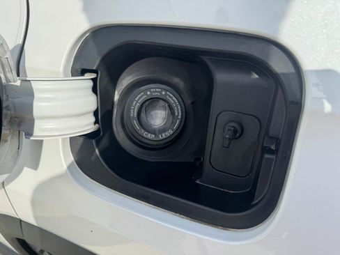 Certified 2025 Honda Pilot Elite image 36