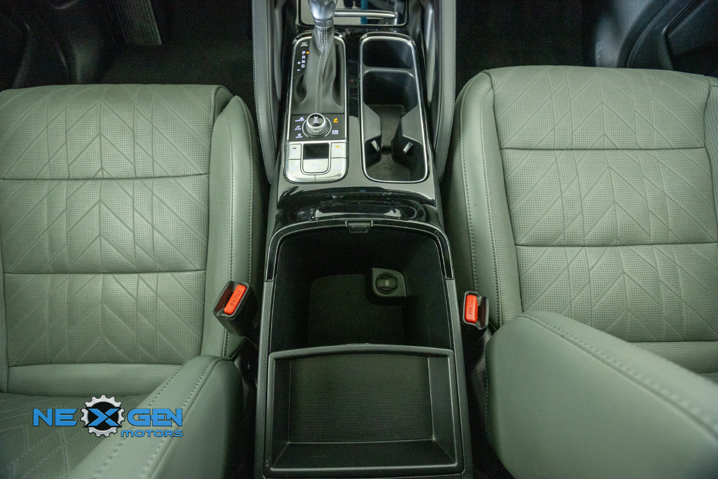 Used 2024 Kia Telluride SX Prestige X-Pro AWD/4WD image 35