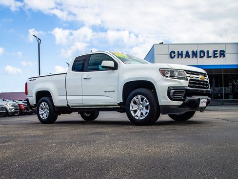 Used 2022 Chevrolet Colorado LT w/ Fleet Safety Package AWD/4WD image 9