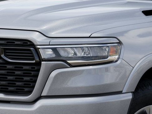 New 2025 RAM 1500 Big Horn image 10