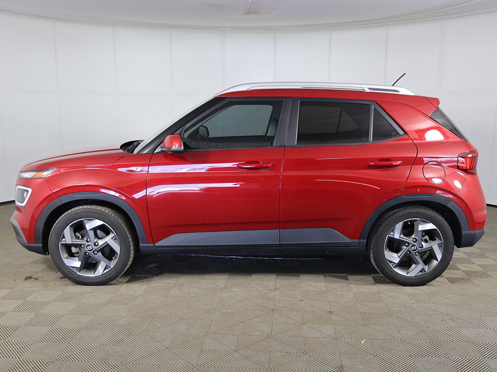 Certified 2023 Hyundai Venue Limited FWD image 12